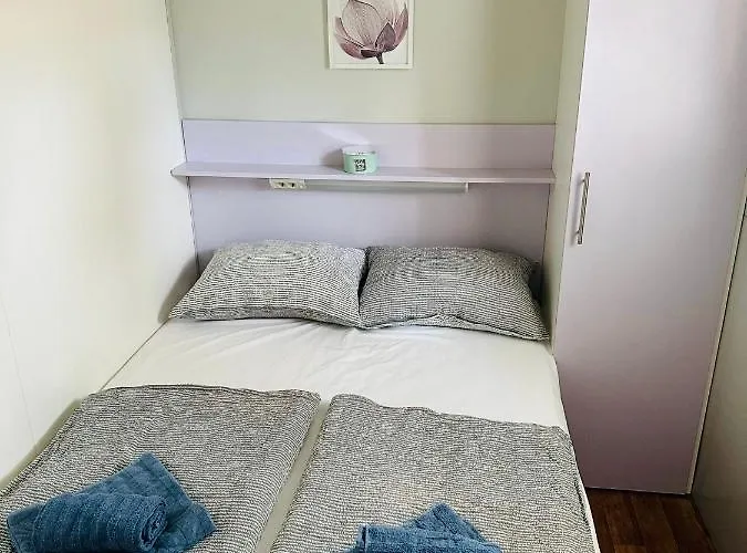 Mobile Sims Biograd Na Moru